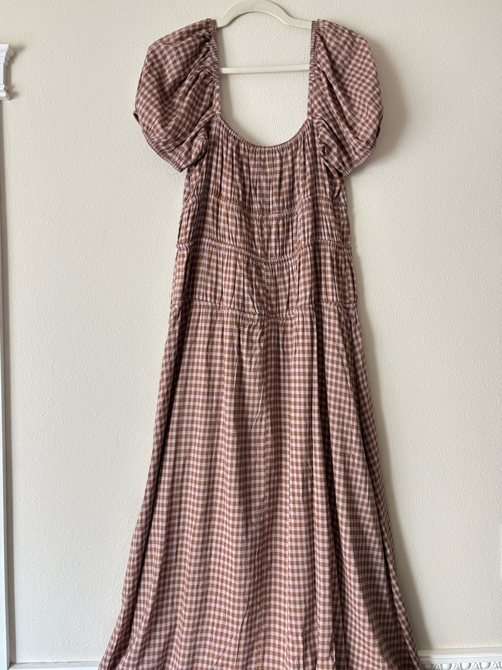 NWT Reformation Brown Gingham Maxi Dress with Puff Sleeves Size 12 - Picture 2 of 5